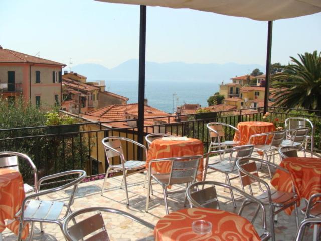 Albergo Delle Ondine تيلارو المظهر الخارجي الصورة